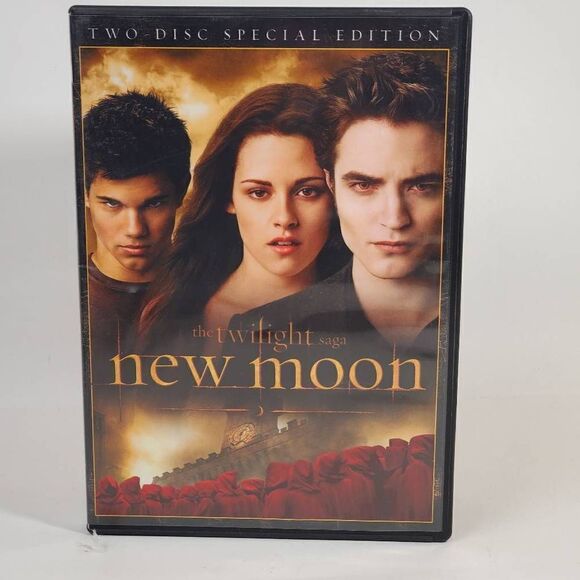 The Twilight Saga: New Moon (2009 Film) 2 Disc SE [DVD] - Picture 1 of 3